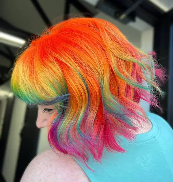 Vibrant Summer Hair Trends: Bold Colors & Stylish Highlights