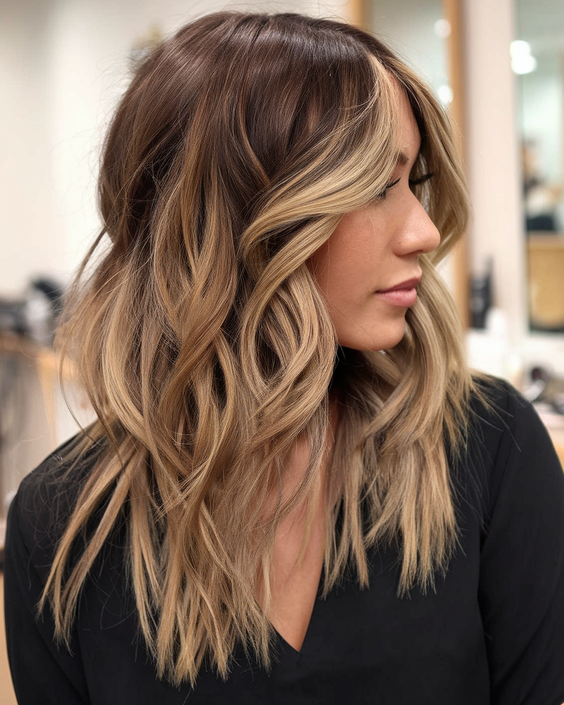 Spring Hair Colors 2025: Trendy Shades from Natural Blondes to Bold Reds