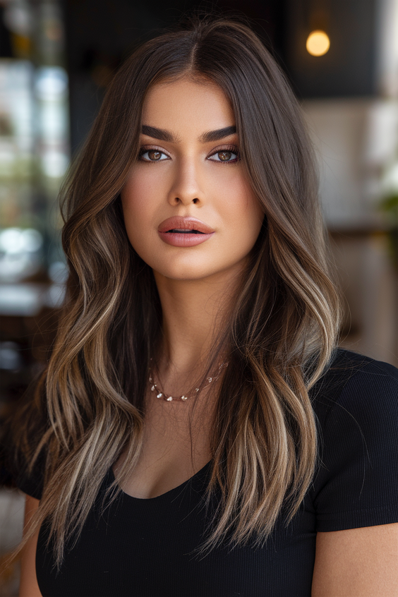 Spring Highlights for Brunettes 2025: Trendy Hairstyle Ideas You’ll Love