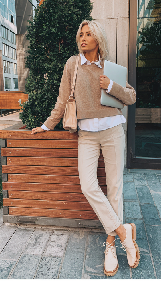 Spring Office Outfits for Women 2025: Simple Casual and Business Casual Ideas