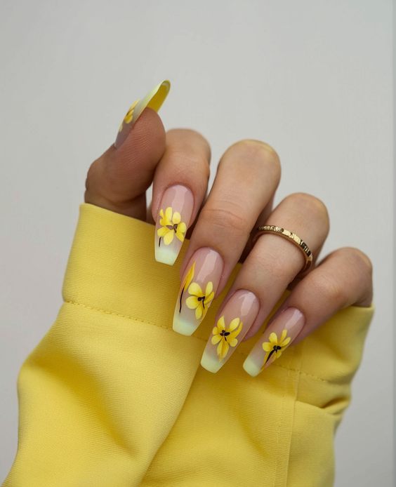 Brighten Your Look: Yellow Spring Nails Ideas for 2025 – Trendy and Vibrant