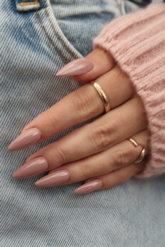 Spring Nude Nails 2025: Trendy Almond & Short Square Styles