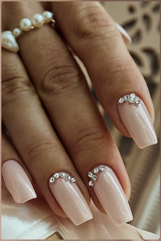 White Spring Nails Ideas 2025 – Trendy Pastel & Minimal Designs