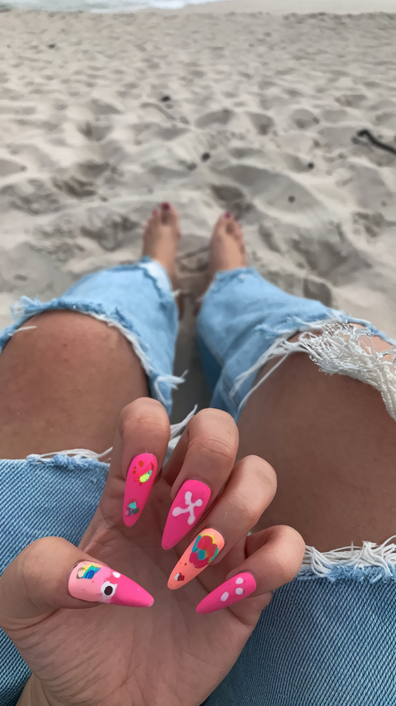 Cute Spring Break Nails 2025 – Fun & Bright Acrylic Designs