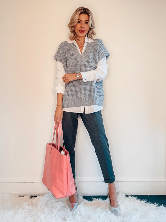 Spring Outfits for Women Over 50 – 2025 Trends in Casual Chic Fashion