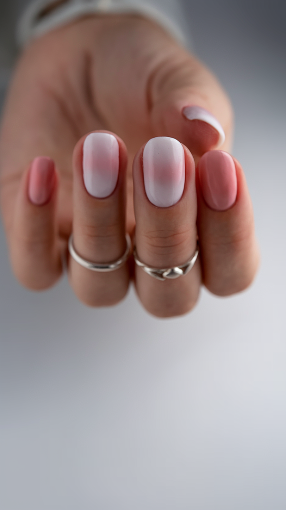 Elegant Spring Nails Ideas 2025: Pastel, Ombre & Floral Trends