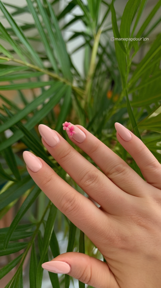 Spring French Tip Nails 2025 – Trendy & Pastel Designs for a Fresh Look