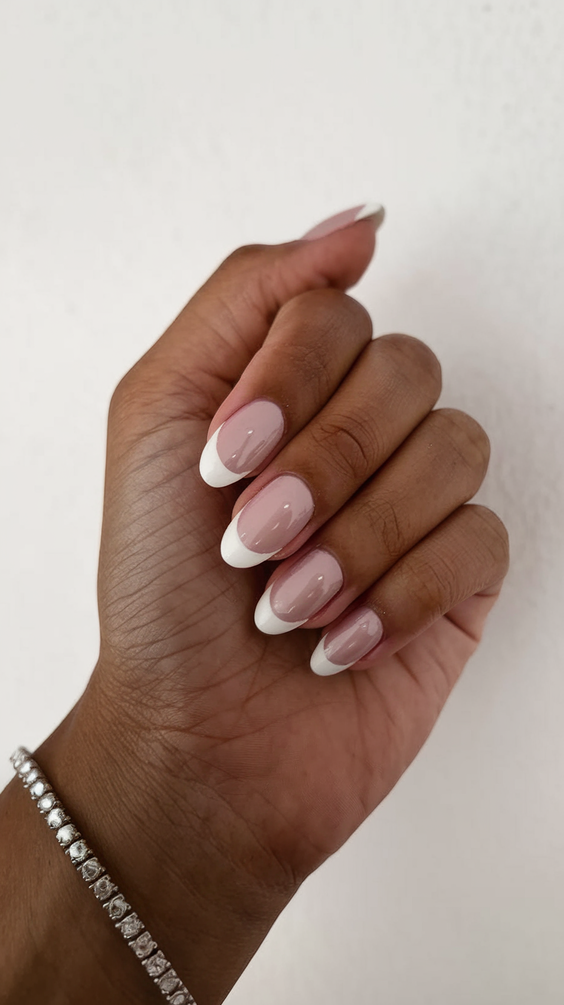 Spring French Tip Nails 2025 – Trendy & Pastel Designs for a Fresh Look