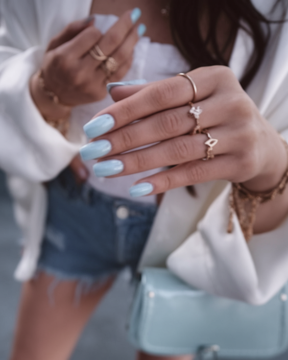 April Nails Design Ideas 2025: Fresh Manicure Trends You’ll Love