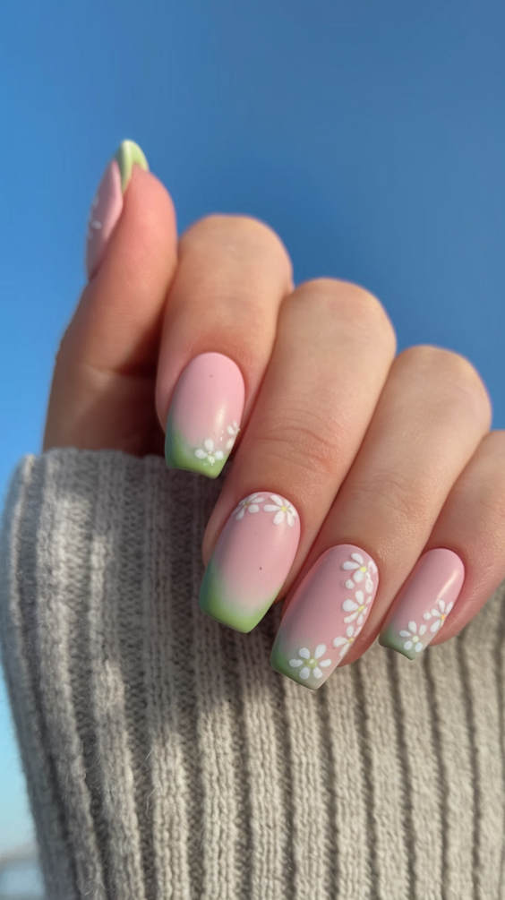 Spring French Tip Nails 2025 – Trendy & Pastel Designs for a Fresh Look