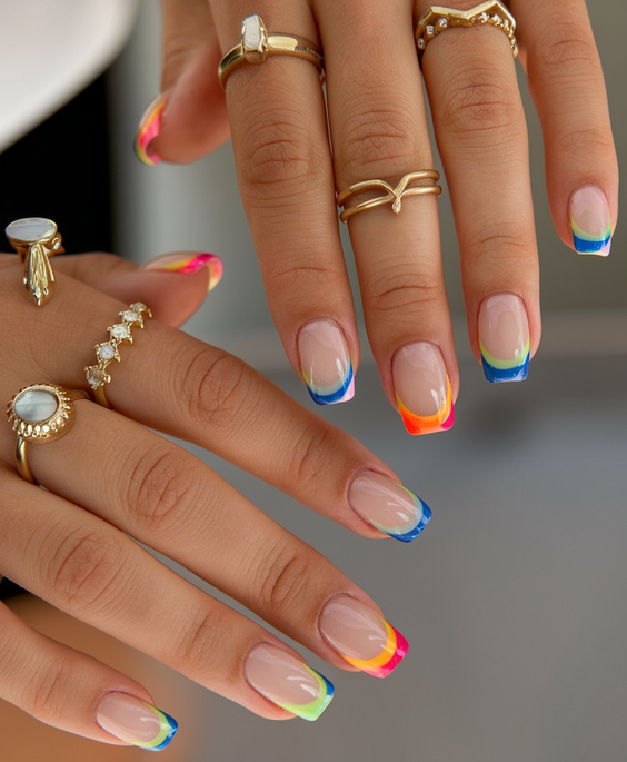 Cute Spring Break Nails 2025 – Fun & Bright Acrylic Designs