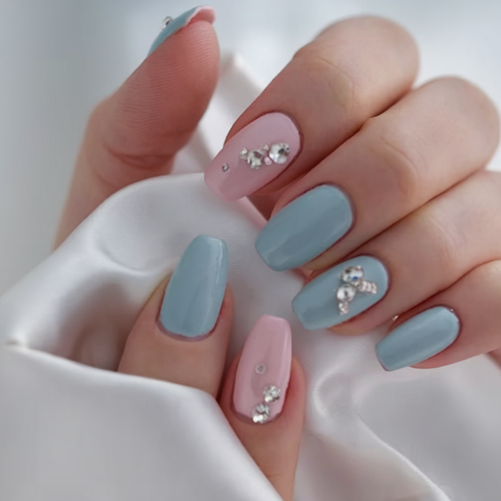 Natural Spring Nails Ideas 2025: Trendy Floral & Pastel Designs for a Fresh Look