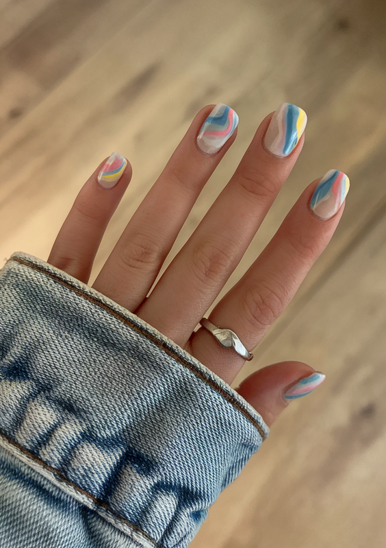 Spring Nail Designs 2025 – Trendy Manicure Ideas for a Fresh Look