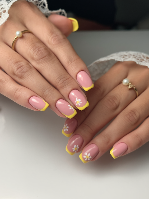 "Spring 2025 Square Nail Trends: Elegant Pastel Designs for Every Occasion"