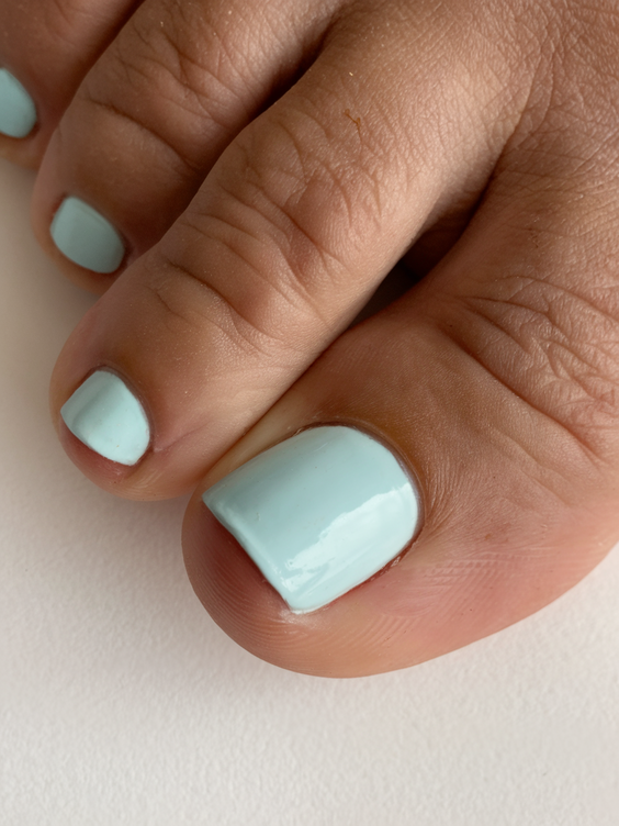 Spring Toe Nail Colors 2025 – Trendy Pedicure Ideas for the Season