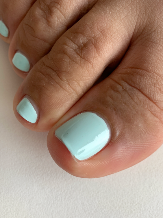 Spring Toe Nail Ideas 2025: Fresh Polish Colors & Designs