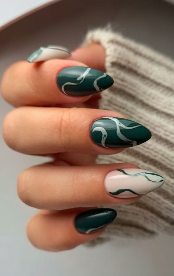 Green Spring Nails Ideas 2025 – Trendy Designs for March & Beyond