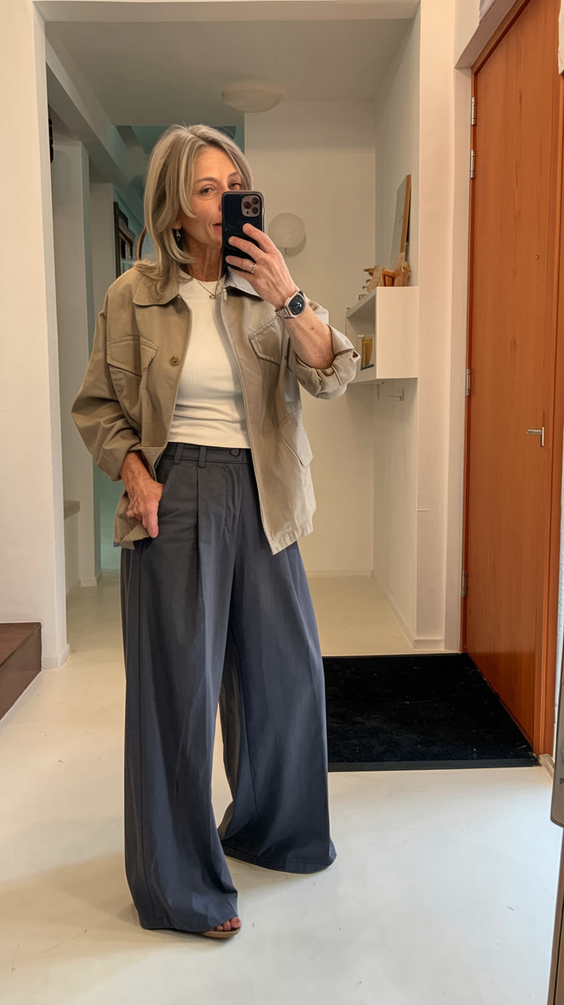 Spring Outfits for Women Over 50 – 2025 Trends in Casual Chic Fashion