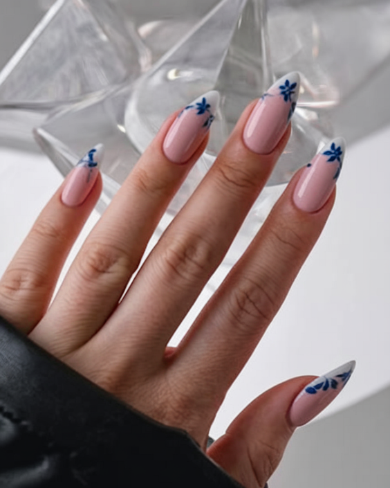 Spring French Tip Nails 2025 – Trendy & Pastel Designs for a Fresh Look