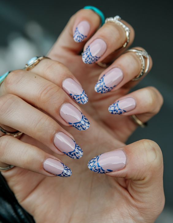 Cute Spring Break Nails 2025 – Fun & Bright Acrylic Designs