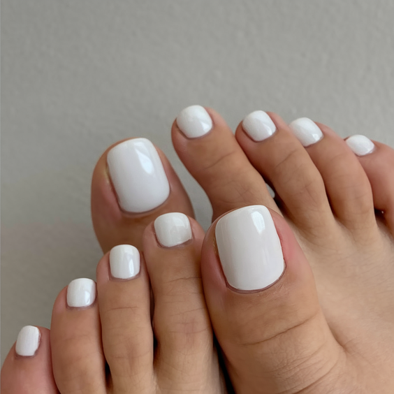 Spring Toe Nail Ideas 2025: Fresh Polish Colors & Designs