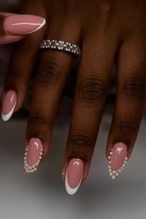 Graduation Nails Ideas 2025: Elegant & Trendy Designs for Your Big Day