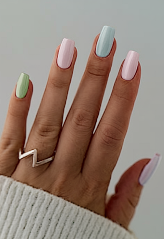 Spring Summer Season Nails Color Ideas 2025: Trendy Designs & Shades