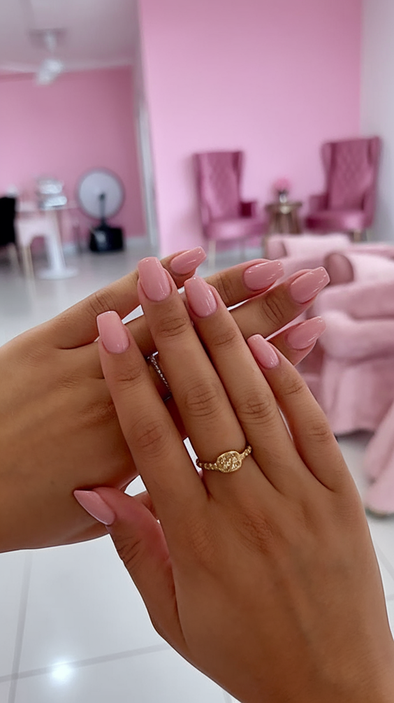 Graduation Nails Ideas 2025: Elegant & Trendy Designs for Your Big Day