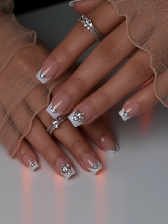 Graduation Nails Ideas 2025: Elegant & Trendy Designs for Your Big Day