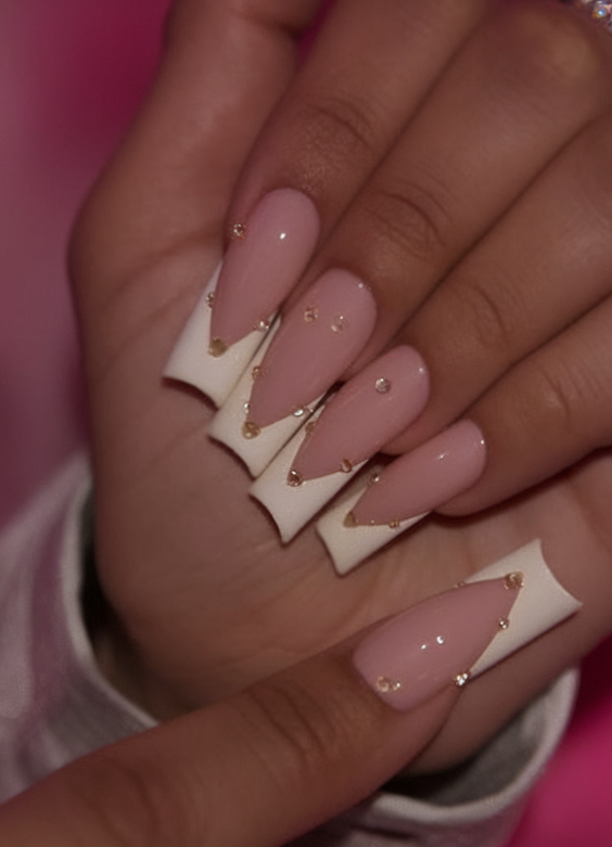 Graduation Nails Ideas 2025: Elegant & Trendy Designs for Your Big Day