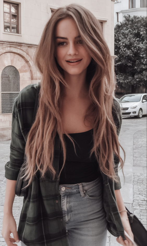 Gorgeous Long Hair Ideas for Summer 2025: Wavy, Straight, Curly Styles You'll Love