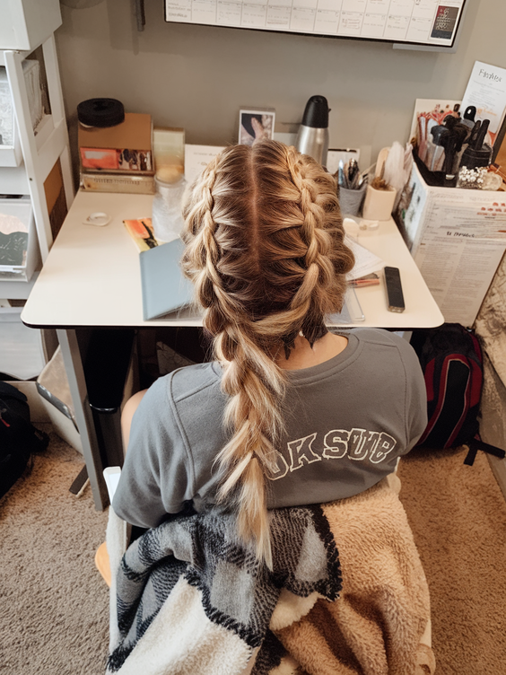 Top Braided and Wavy Hairstyles for Teen Girls – Summer 2025 Inspiration