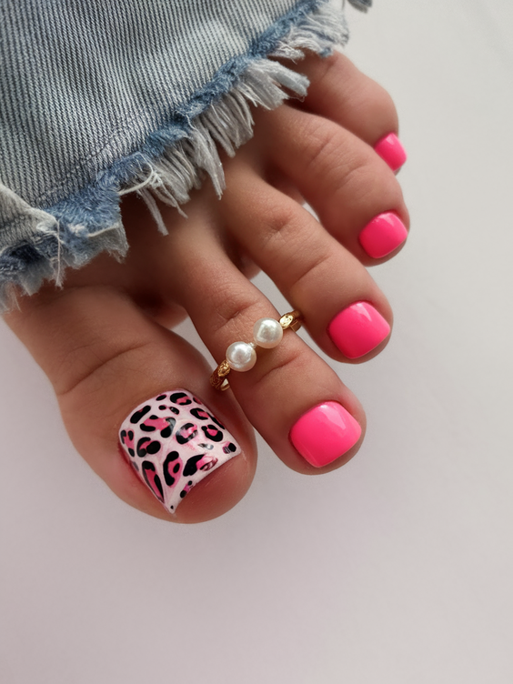 June Toe Nail Ideas 2025 for Summer – Vibrant Polish, Pastel Colors, and Art Trends to Try Now