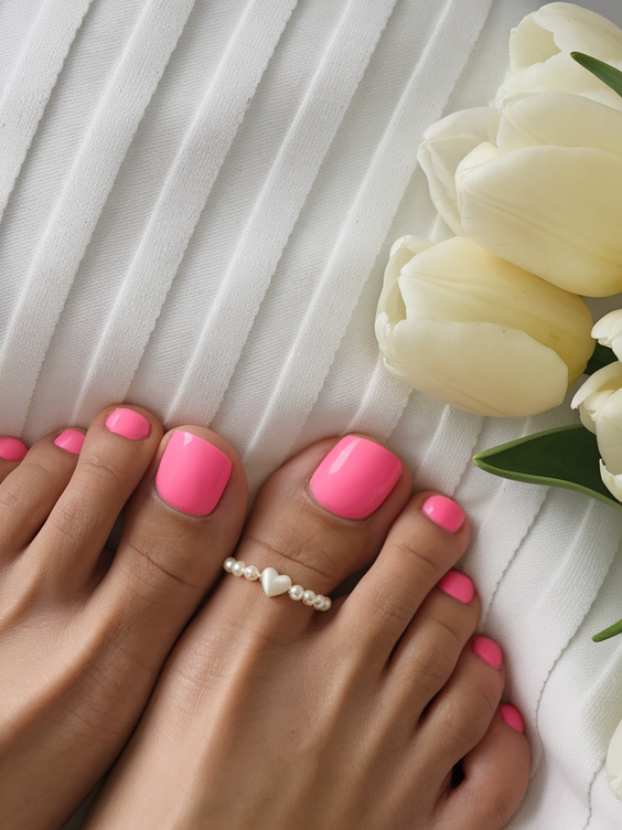 June Toe Nail Ideas 2025 for Summer – Vibrant Polish, Pastel Colors, and Art Trends to Try Now