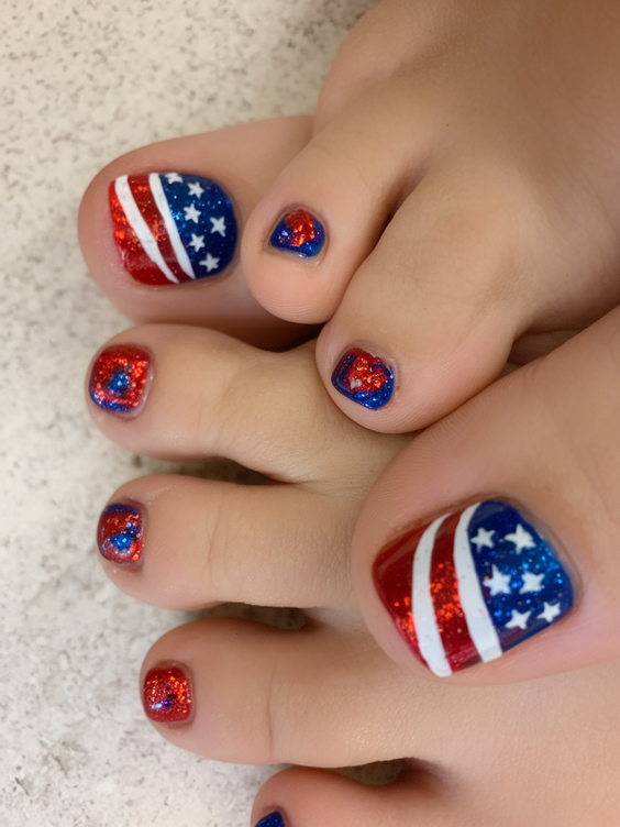 4th of July Pedicure Ideas 2025: Patriotic Designs for Your Summer Toes