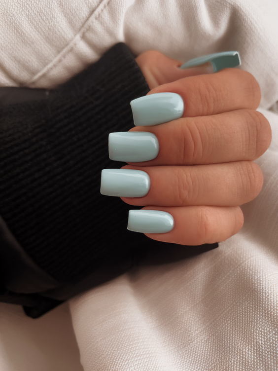 Pretty Summer Nails Ideas 2025 for Every Mood – Bold Colors, Pastels, and Simple Almond Designs