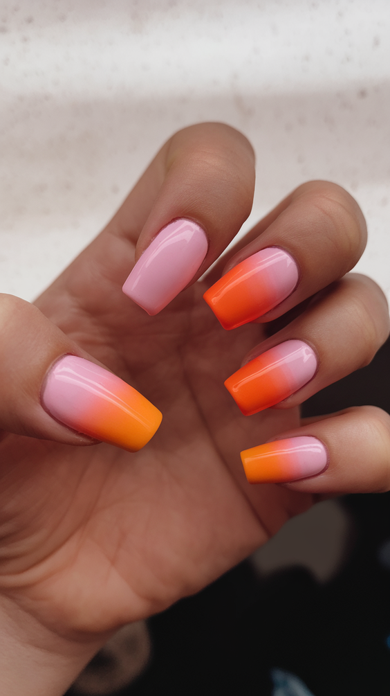 Bright Ombre Summer Nails Ideas 2025: Hot Pink, Pastel & Neon Colors for Holidays, Brunettes, and Gel Looks