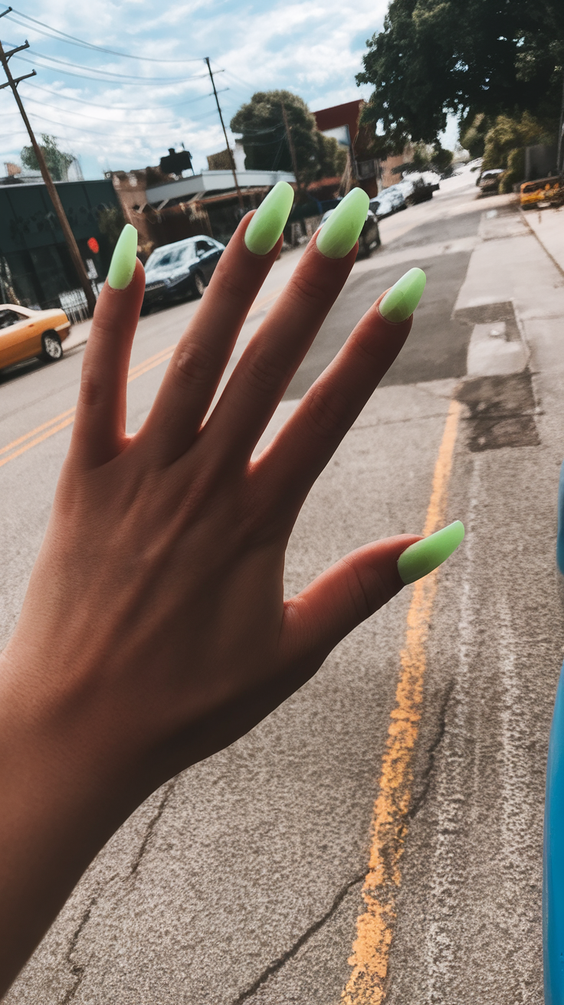Summer Green Nails Ideas 2025: Bold Designs, Pretty Art, Simple Square, Neon Colors, and Almond Shape Trends