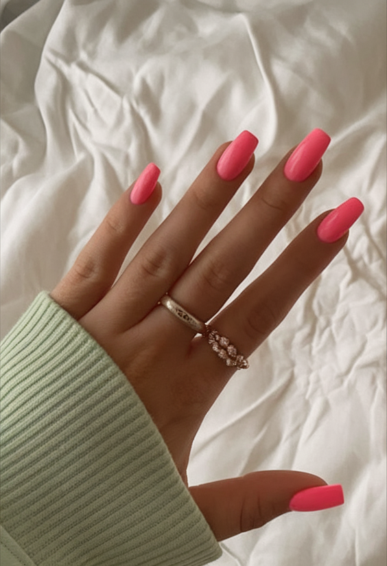 Cute Summer Nails Ideas 2025: The Top Color and Design Trends You Need to Try This Season