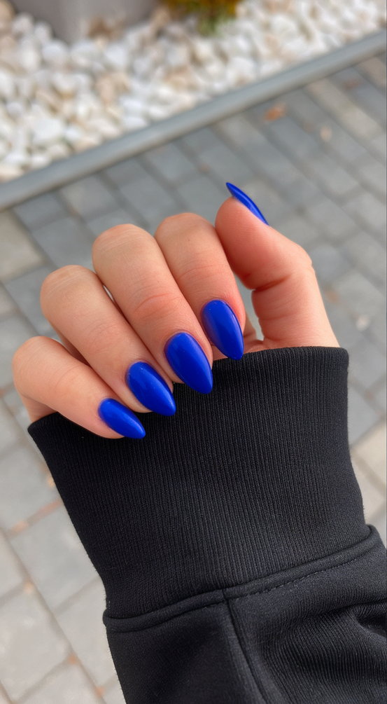 Bright Summer Blue Nails Ideas 2025 for Beach Vacations, Almond Shapes, and Simple Square Designs