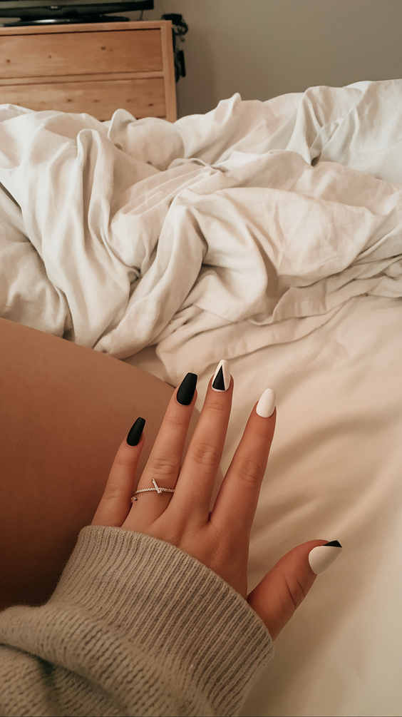 Summer Black Nails Ideas 2025 That Are Short, Trendy, and Totally Wearable for All Skin Tones