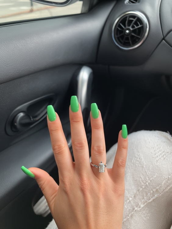 Summer Short Acrylic Nails Ideas 2025: Bright Colors, Neon Art, and Trendy Simple Designs for Hot Weather