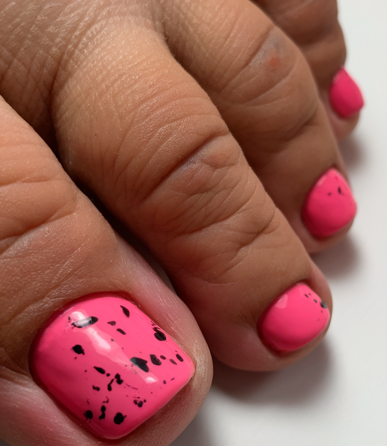 Toe Nail Designs for Summer 2025: Bright, Fun, and Easy Looks You’ll Love This Season