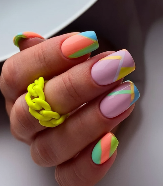 Summer French Nails Ideas 2025: From Subtle Pastels to Bold Art-Inspired Tips and Almond Shapes