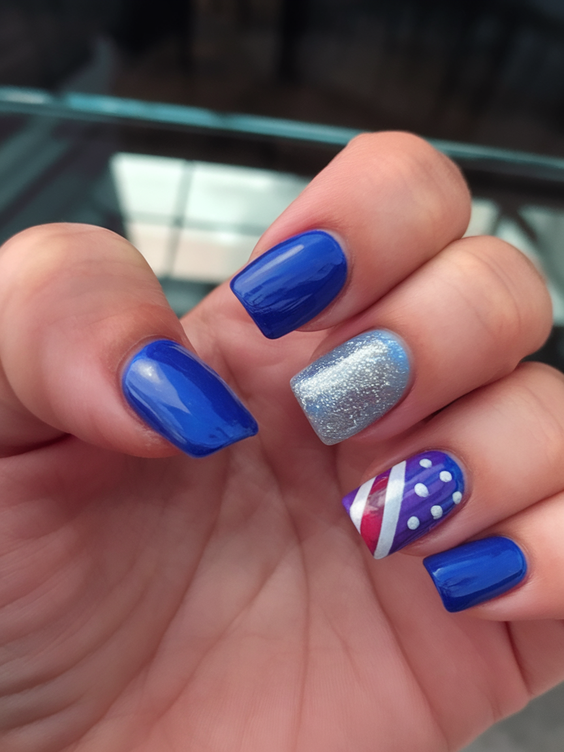 Simple 4th of July Nails Ideas 2025 for Easy Patriotic Manicures Anyone Can Do at Home