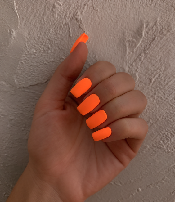 Basic Summer Nails Ideas 2025: Almond, Square, Neon, Solid & Simple Designs for Spring/Summer Fun