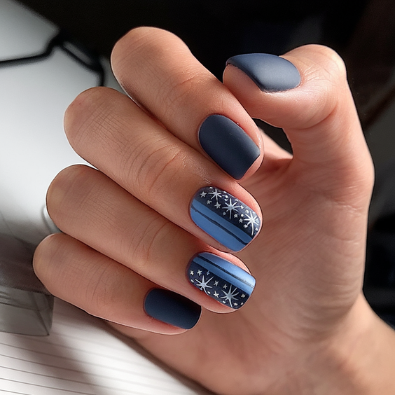 Celebrate with Sparkling Ombre Fourth of July Nails Ideas 2025 for a Festive Summer Manicure