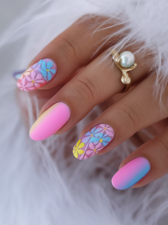 Summer Almonds Nails Ideas 2025 for Colorful Beach Vacation Looks with Classy Simple Designs
