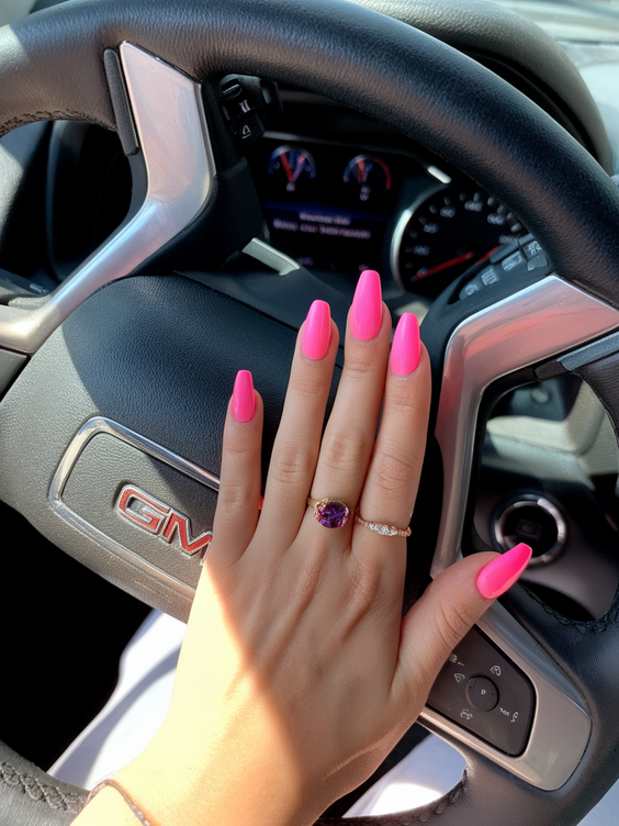 Summer Pink Nails Ideas 2025 to Match Your Skirt Outfit and Solid Gel Toenails for Vacation