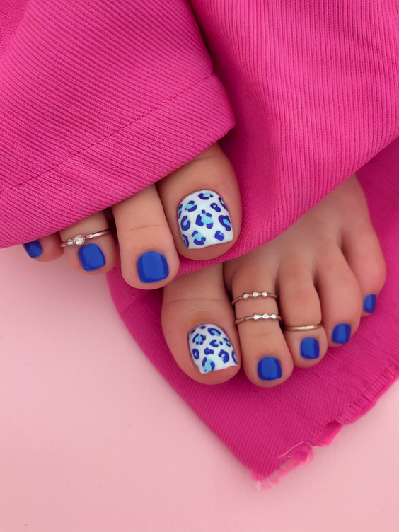 Beach Toe Nails Ideas 2025: Top Summer Vacation Designs, Colors, and Trends for Holiday Pedicures